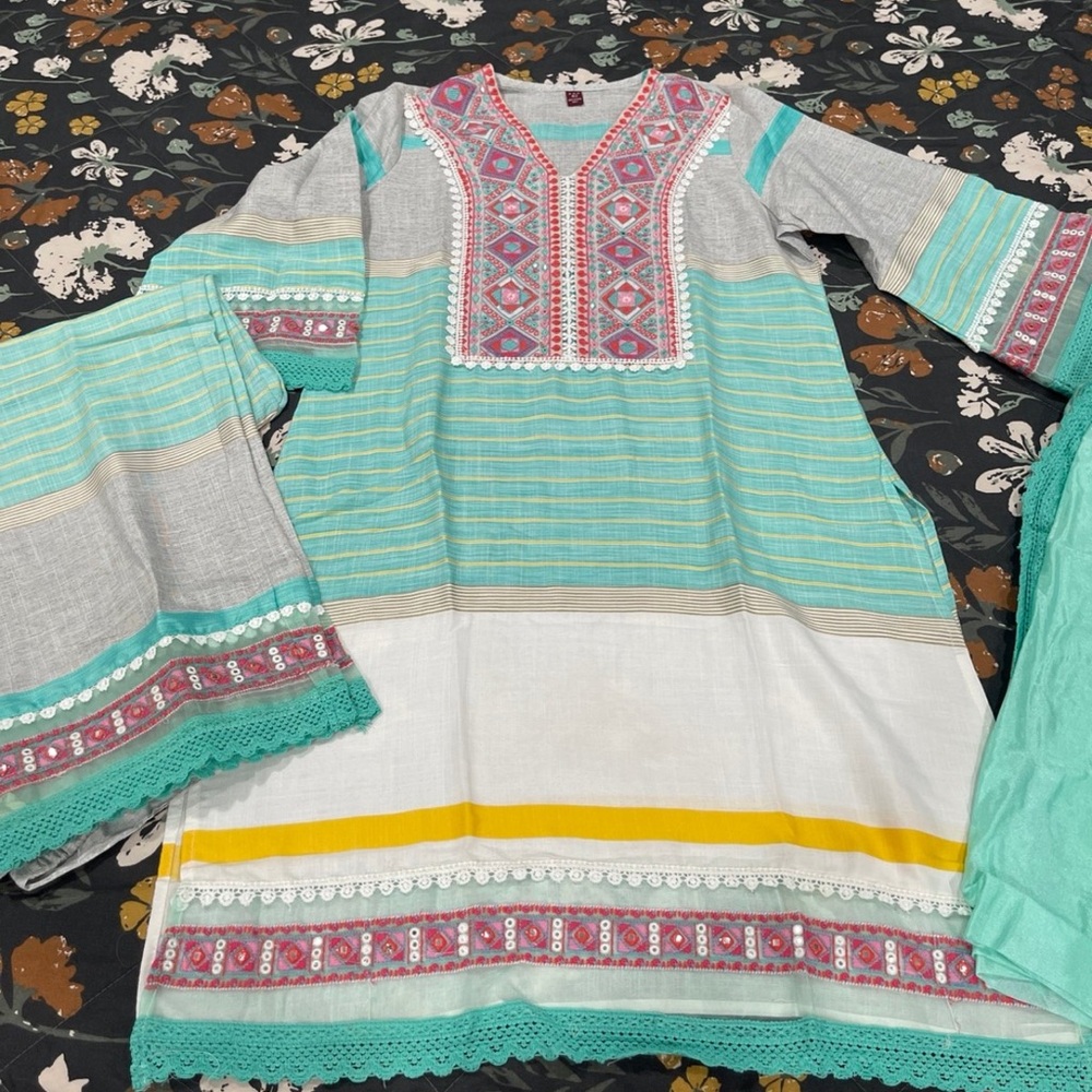 🌹PAKISTANI THREE PIECE SHALWAR KAMEEZ DRESS🌹